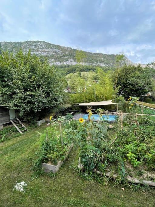 La Tiny House De Chaparon Apartman Lathuile Kültér fotó