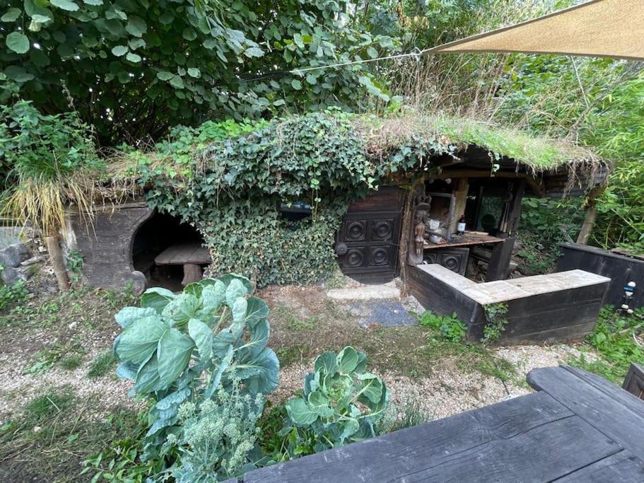 La Tiny House De Chaparon Apartman Lathuile Kültér fotó